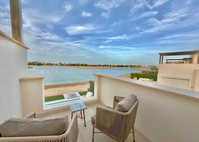 Sunny Lagoonfront 4br Cyan Gouna Heated Pool Villa *