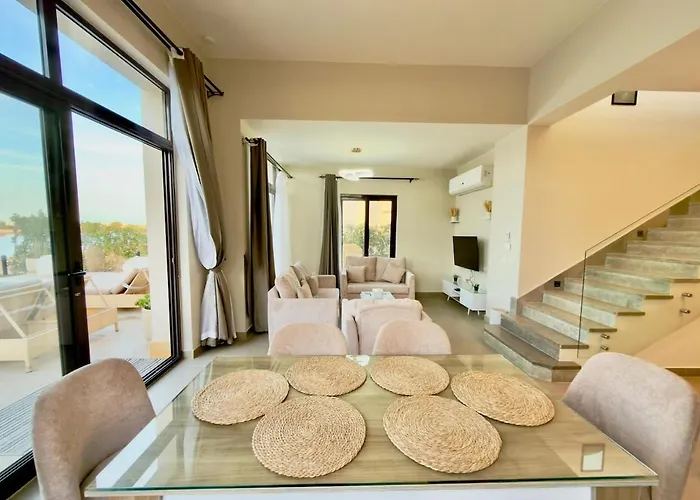 Villa Sunny Lagoonfront 4br Cyan Gouna Heated Pool Hurghada